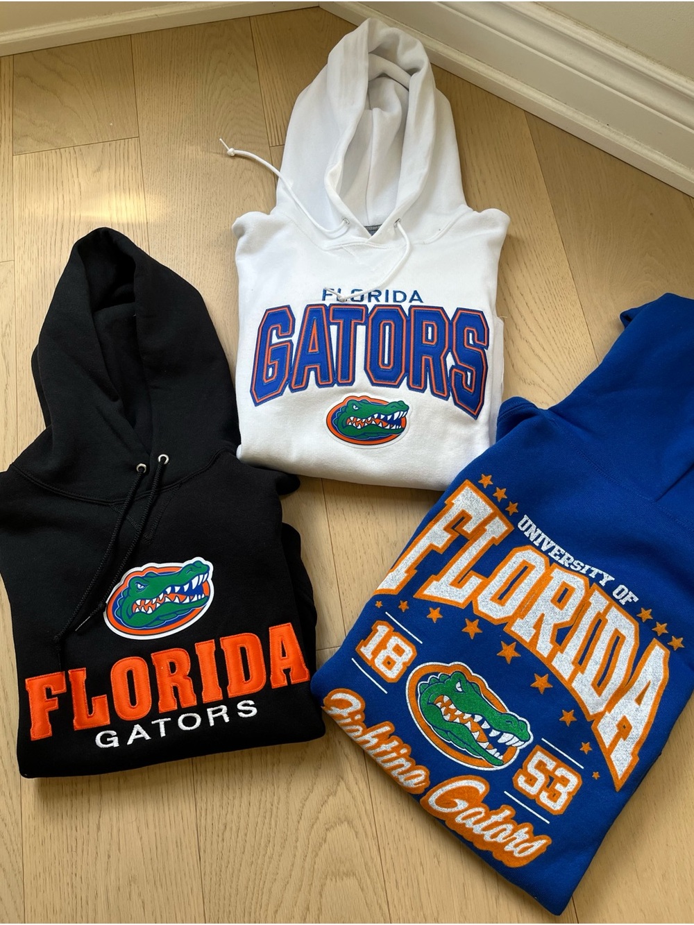 Men’s Hoodies/ Sweatshirts Size M & S
